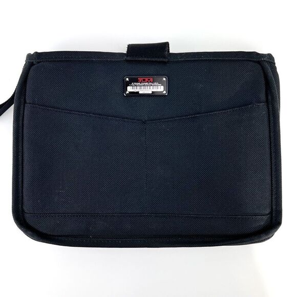 TUMI Black Padded Nylon Pouch Laptop Computer Sleeve Insert 281SD3 - Picture 1 of 8